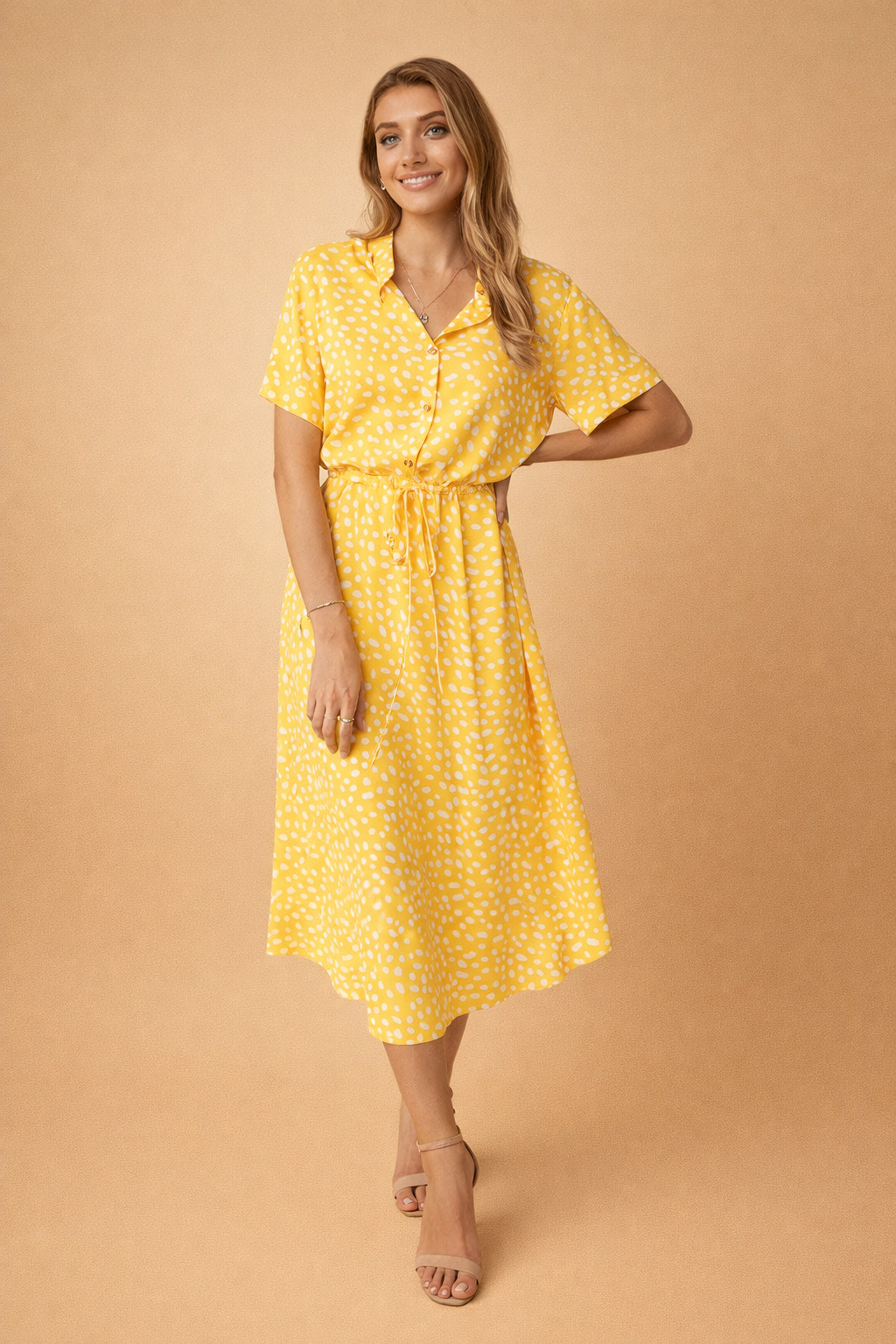 Trendiges Damen-Midikleid im Boho-Look, vielseitig für Sommer und Freizeit.