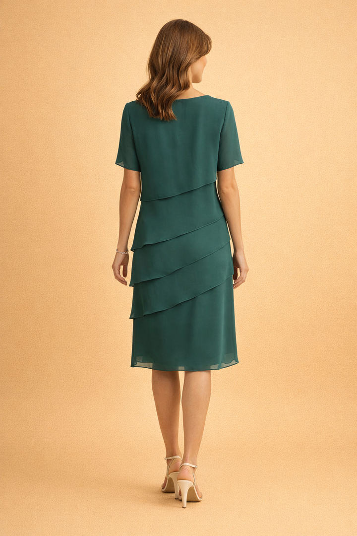 Festliches Damen Sommerkleid, elegant & komfortabel. Ein atmungsaktives Abendkleid für warme Frühlingsnächte.