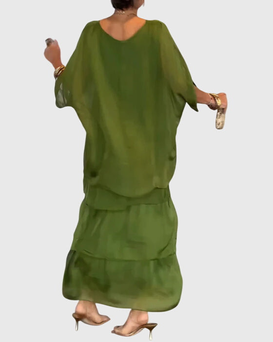 Fließendes Damen Sommerkleid, lang und bequem, ideal für warme Frühling- und Sommertage.