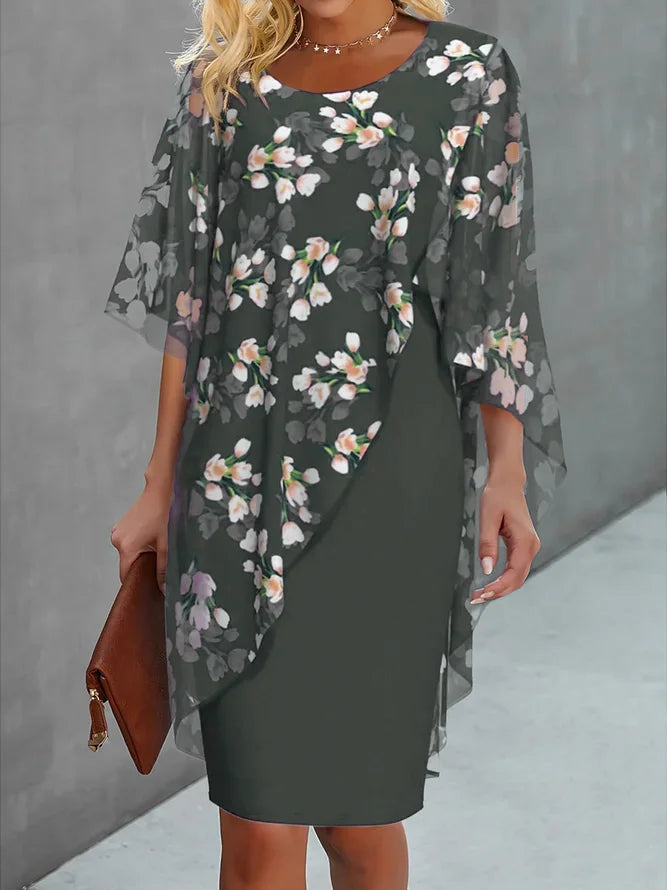 Trendiges Damenkleid mit floralem Muster und eleganten Cape-Ärmeln, vielseitiges Partykleid und Sommerkleid.
