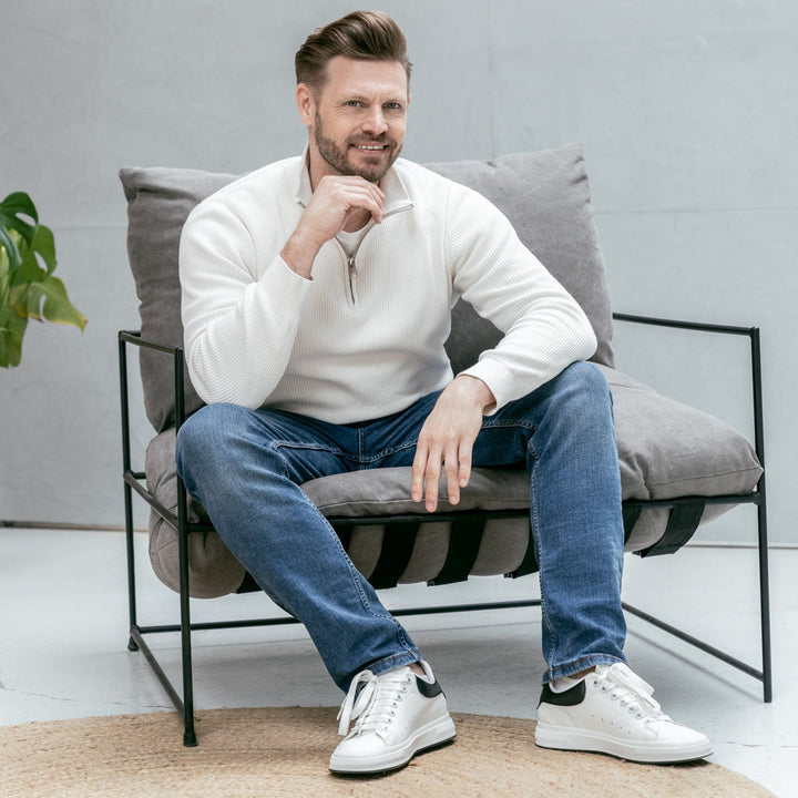 Ergonomische Herren Komfortschuhe für Freizeit, Schwarz/Weiß, mit versteckter Erhöhung für optimalen Halt.