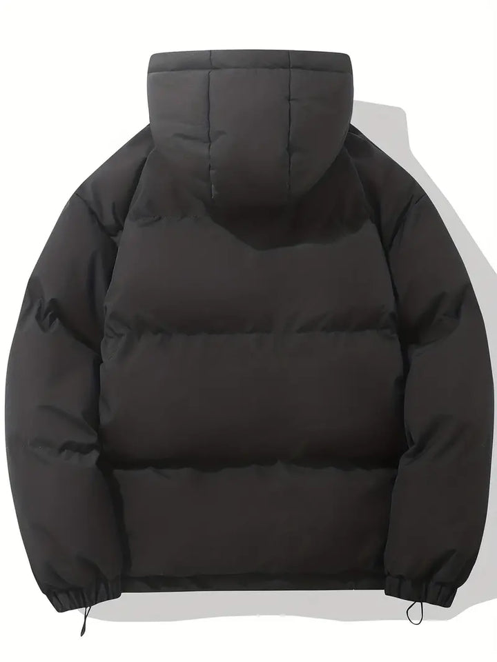 Rote Damen Winterjacke, gesteppt, stilvoll und gefüttert, ein Blickfang.