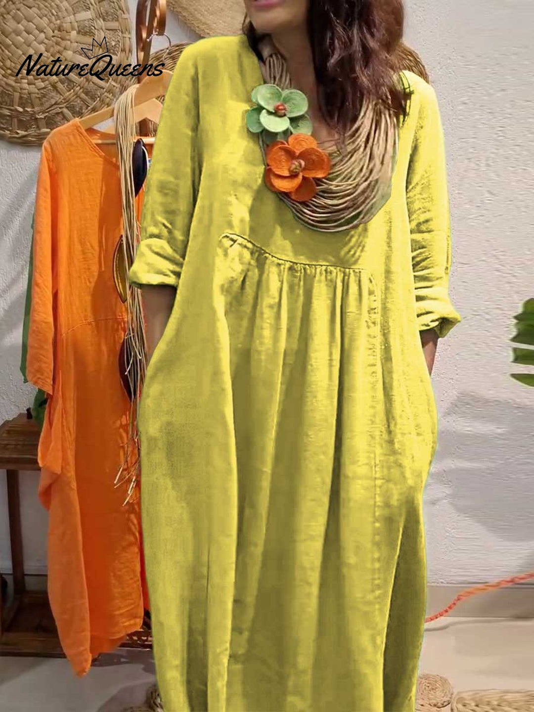 Komfortables langes Damen Maxikleid für den Sommer, mit lockerer Passform, V-Ausschnitt und 3/4 Ärmeln.