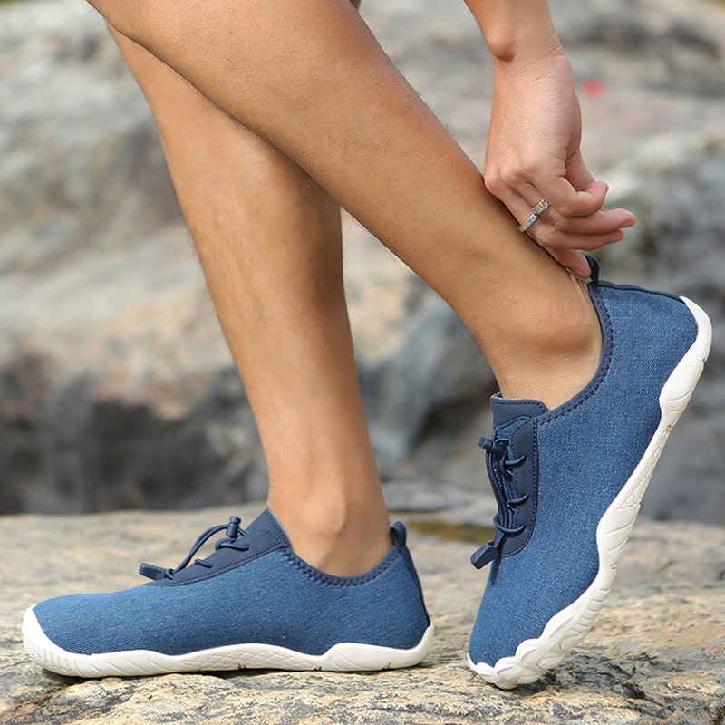 Minimalistische Herren Freizeitschuhe TerraStride, fördern natürliche Fußform und Bewegung.