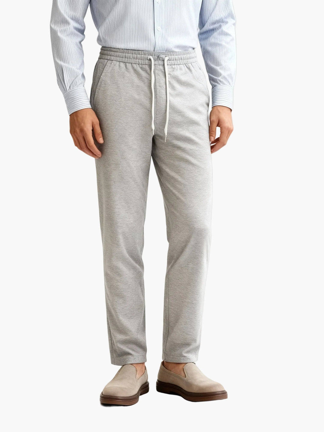 Bequeme Herren Chino Jogpants mit Stretch-Anteil. Perfekt für Komfort im Büro & als Freizeithose.