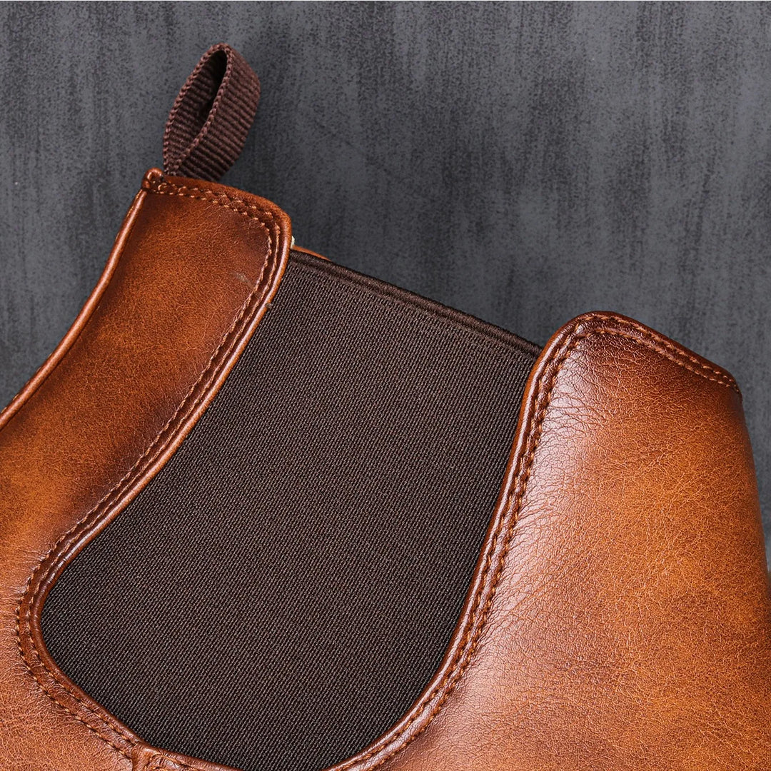 Elegante schwarze Adrian Chelsea Boots für Herren, perfekt für Business-Looks und formelle Anlässe im Herbst.