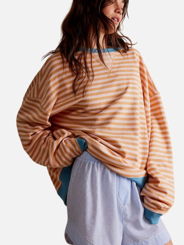 Weiches, buntes Damen Sweatshirt mit Streifen, oversized und bequem, perfekt für entspannte Tage.