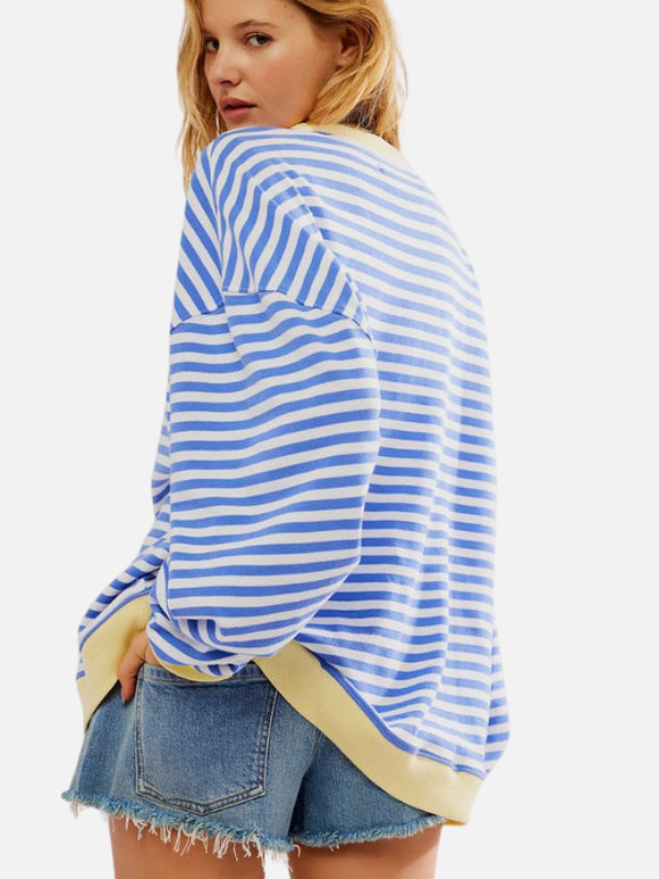 Damen Freizeit-Sweatshirt, gestreift in bunten Farben, oversized Schnitt, mit gemütlichem Rundhals.