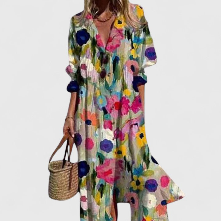 Lässiges florales Midi Sommerkleid für Damen. Bequemes Freizeitkleid mit elegantem Blumenmuster.