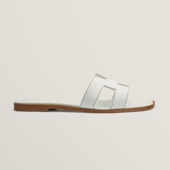 Braune elegante Damen Sandalen "Kerry" mit Cut-Outs und verstellbaren Riemen, Open Toe Design.