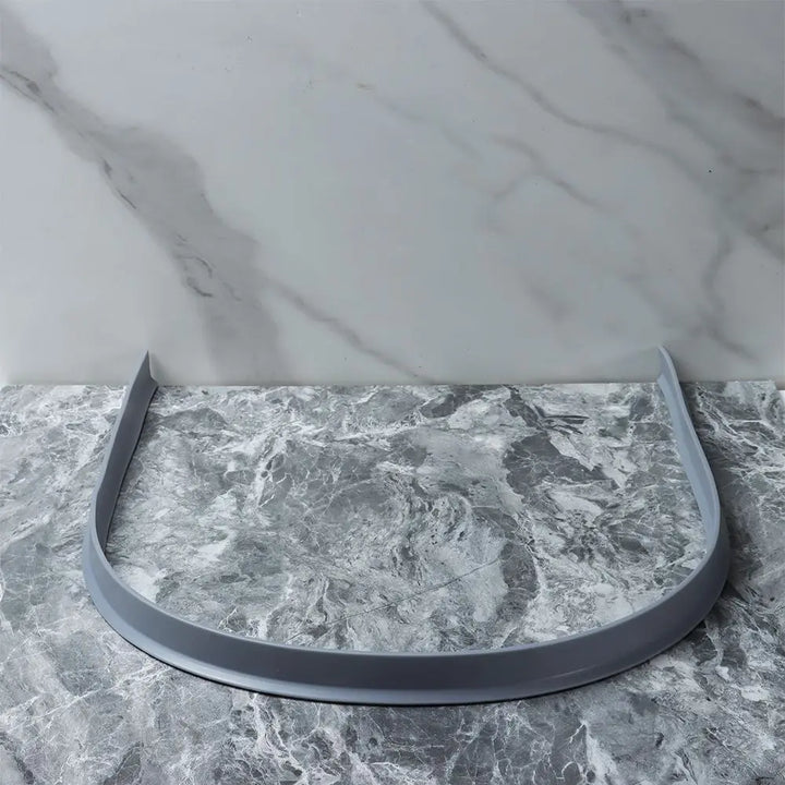 Robuster Silikon-Wasserstopper, flexible Duschbarriere für trockenes Badezimmer.