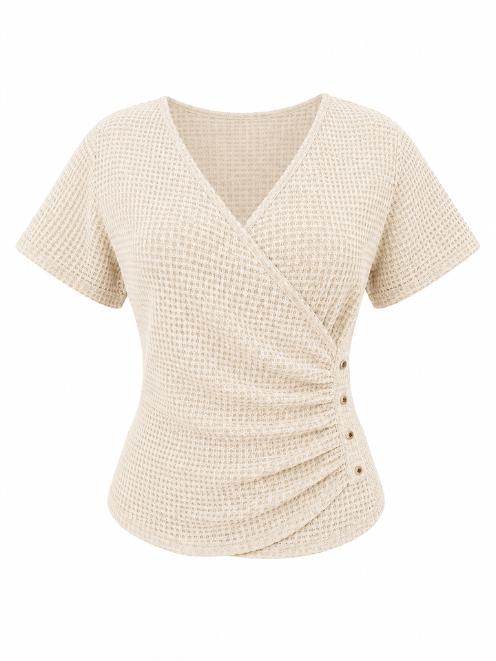Komfortables weißes Damen Kurzarmshirt, zeitlos und vielseitig kombinierbar. Perfektes Oberteil für den Alltag.