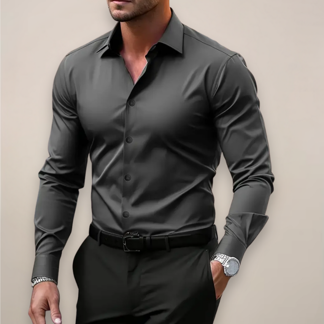 Herren Slim Fit Hemd, langarm, modern für Frühling, passt perfekt für Business Casual Anlässe.