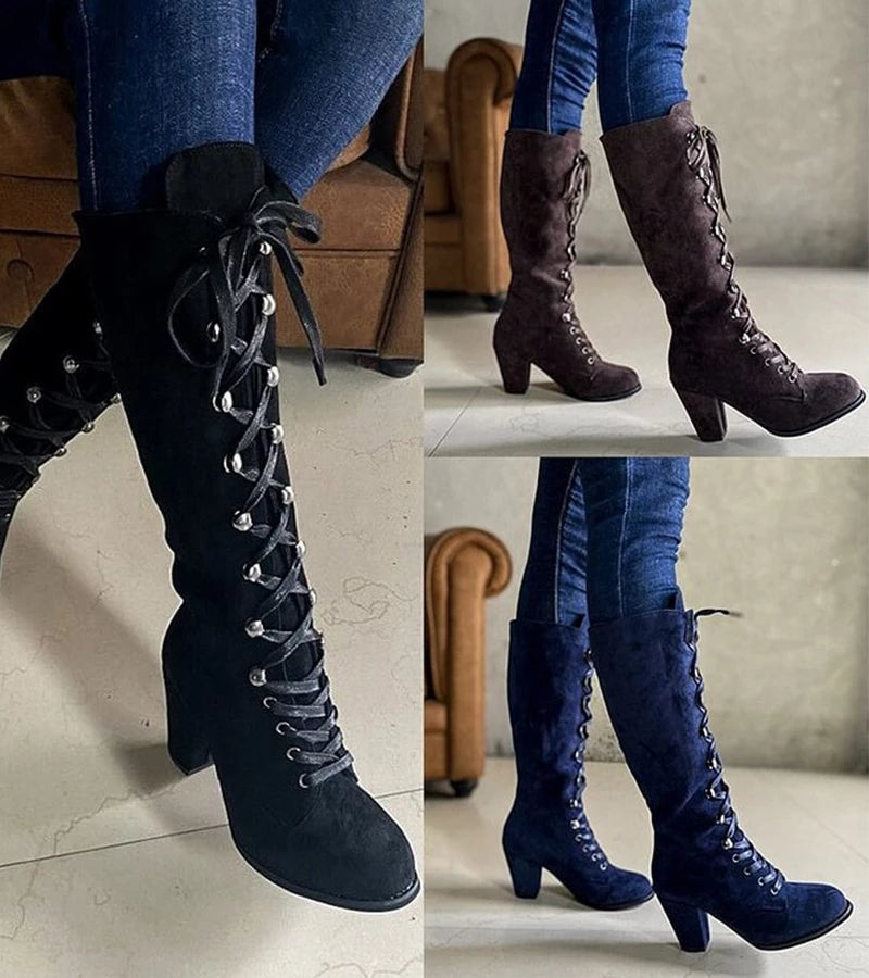 Warme & bequeme Damen Schnürstiefel in Schwarz, ideal für Herbst & Winter. Elegante Stiefeletten mit Absatz.