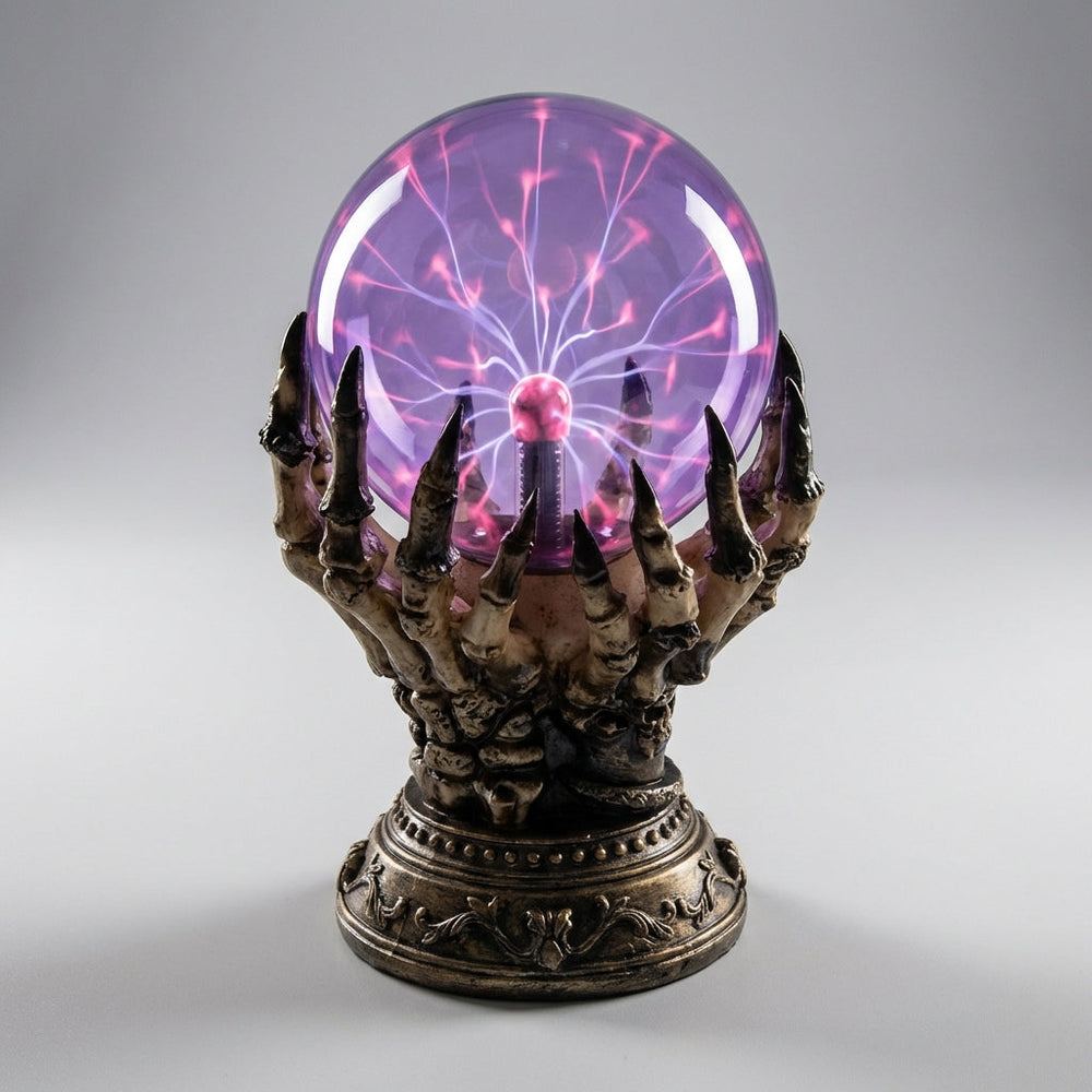 Detaillierte Aetherclaw Tischlampe im gotischen Design, perfektes Fantasy-Akzentlicht für Wohnzimmer-Dekoration.