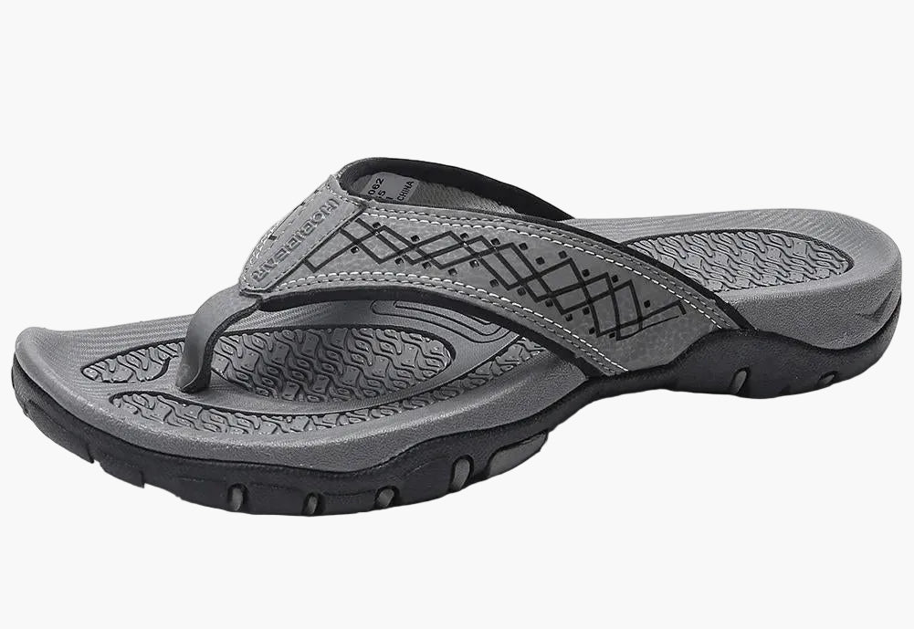 Orthopädische Herren Zehentrenner-Sandalen, bieten Entlastung und Halt bei jeder Bewegung.
