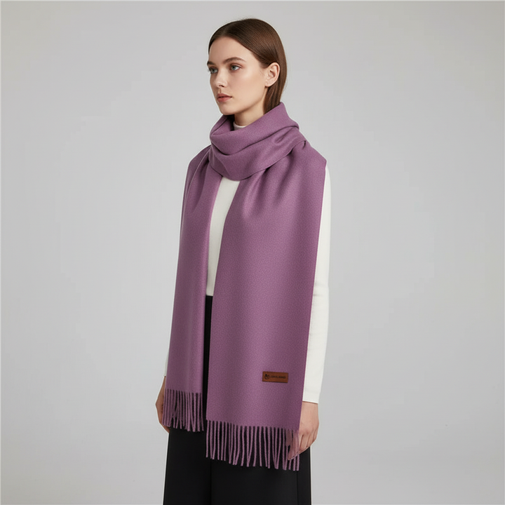 Eleganter Damen Kaschmir Winterschal, großformatige Stola für stilvollen Auftritt an kalten Tagen.