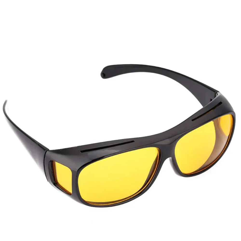 Polarisierte Überbrille für klare Nachtsicht und sicheres Fahren, geeignet für Brillenträger.