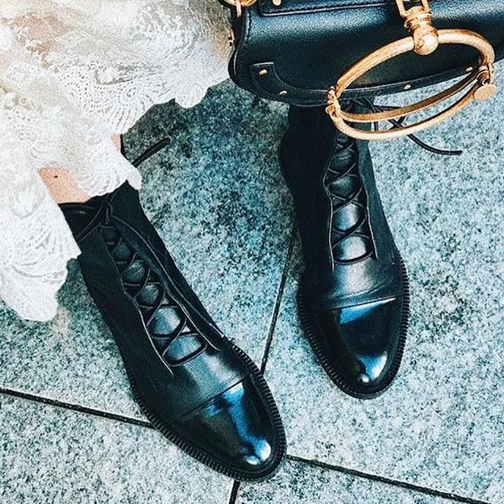 Orthopädische Damenstiefel klassisch, braun, bieten optimalen Komfort und guten Halt im Alltag.