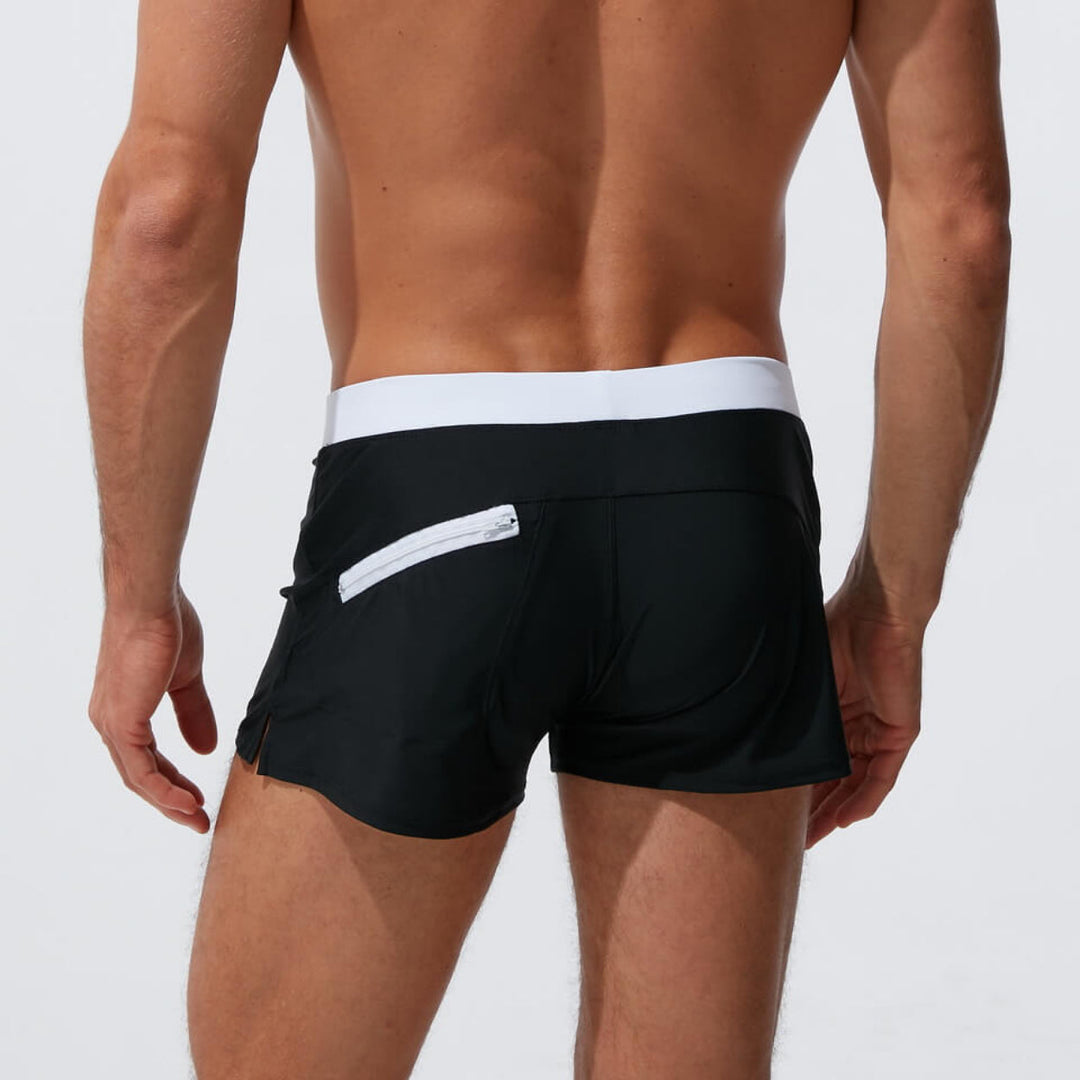 Kurze Herren Schwimmshorts, ideal für Pool & Urlaub, mit schnelltrocknendem Stoff.