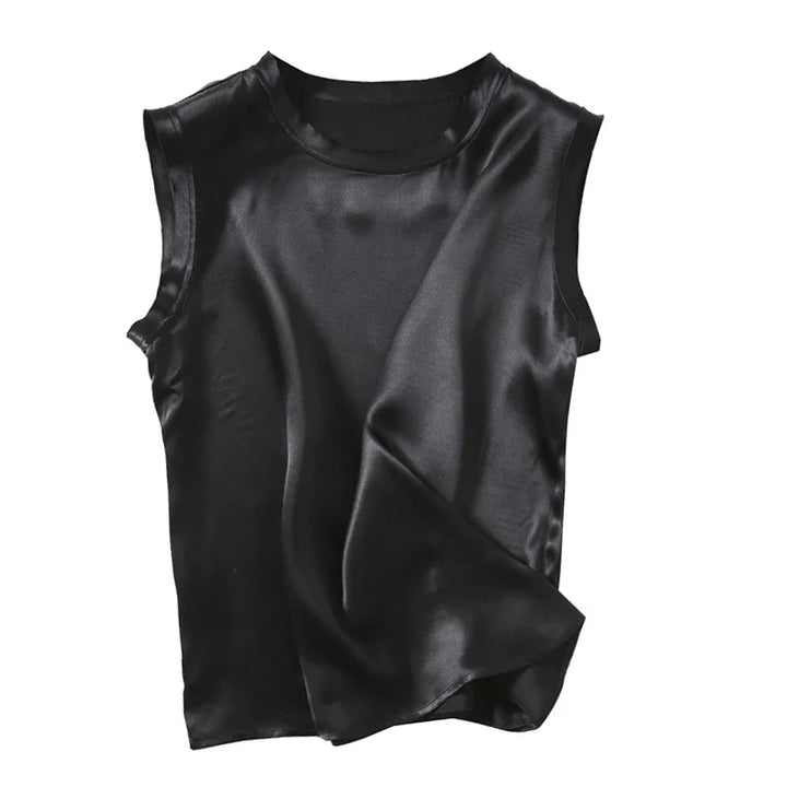 Schickes ärmelloses Damen Top mit seidiger Satin-Oberfläche, elegantes Oberteil für besondere Anlässe.