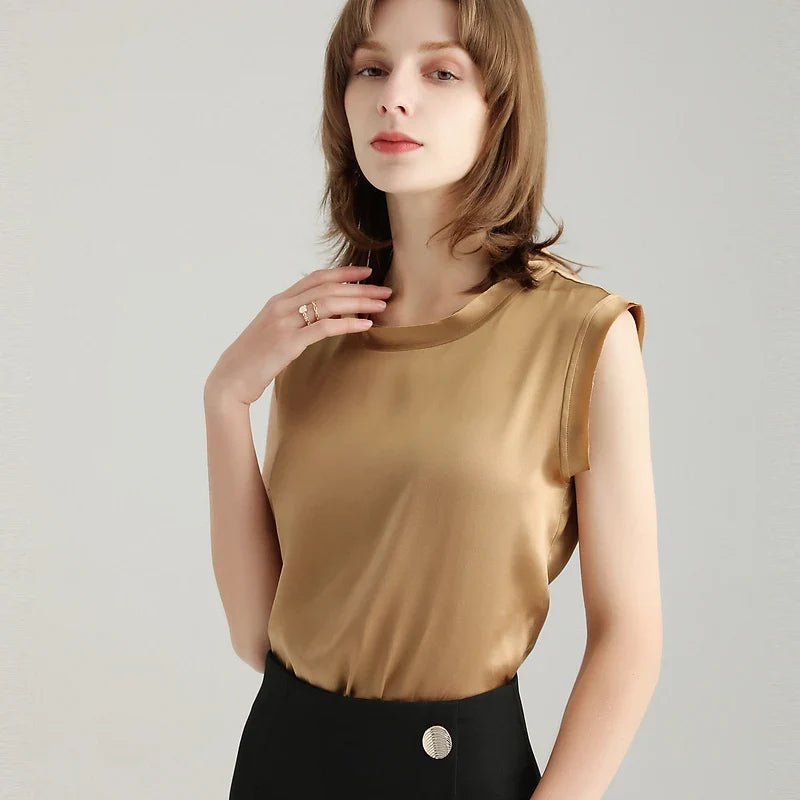Leichtes Damen Sommer Tanktop ärmellos, angenehm zu tragen, mit luxuriöser Satin-Optik.
