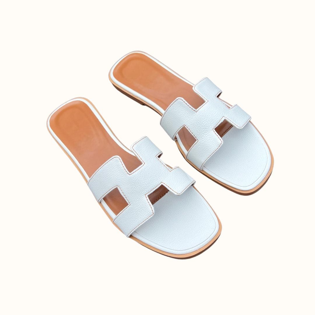 TrendySoft Alltagsschuhe Damen: Modisch elegante Sommersandalen, bequem für jeden Tag.