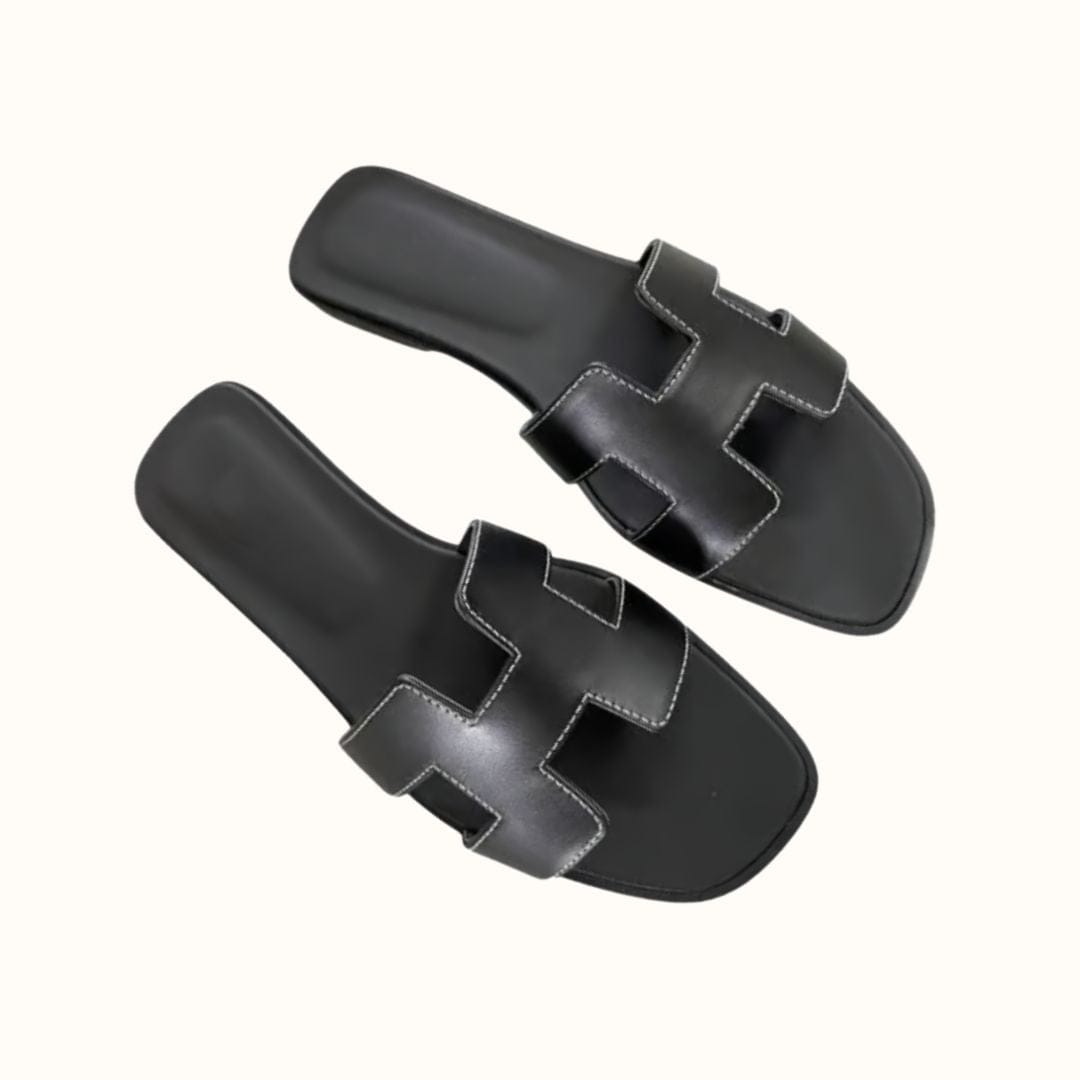TrendySoft Komfort Sandalen: Stylische H-Profil Damenschuhe, perfekt für bequeme Sommeroutfits.