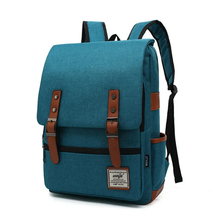 Frontansicht des dunkelblauen wasserdichten Valtro Rucksacks, ideal für Pendler & Reisen.