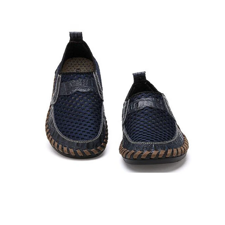 Vielseitige Herren Freizeitschuhe: Atmungsaktive Slip-Ons mit weiter Passform für jeden Anlass.