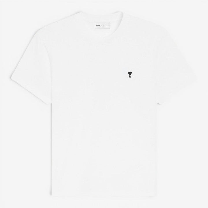 Basic Herren T-Shirt in regulärer Passform mit Rundhals. Kurzarm, ideal als Freizeit- & Sommerkleidung.