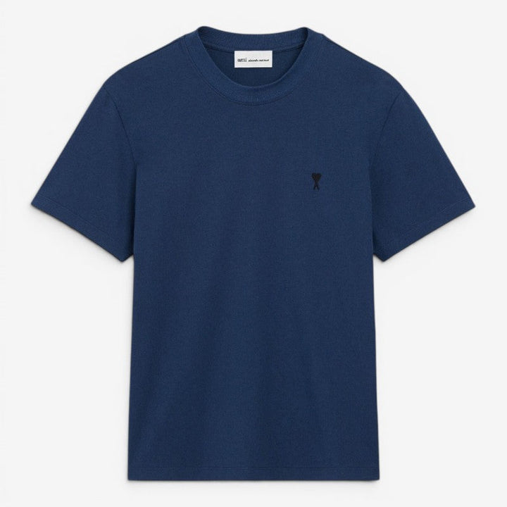 Lässiges Herren Kurzarm-T-Shirt mit Rundhals und regulärer Passform. Perfekt für den entspannten Alltag.