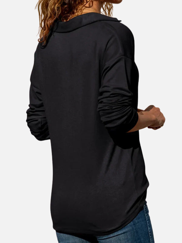 Vielseitiger Damen Halb-Zip Pullover mit Kragen. Gemütliches Oberteil für stilvolle Alltags- und Freizeitmode.