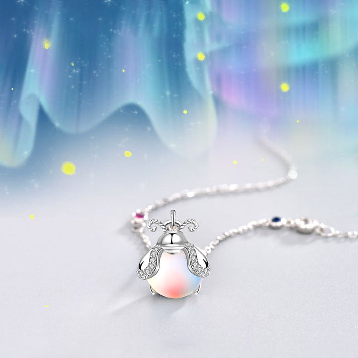 Einzigartige Mondstein Halskette, handgefertigt in Silber, Damenschmuck mit eleganter Ausstrahlung.