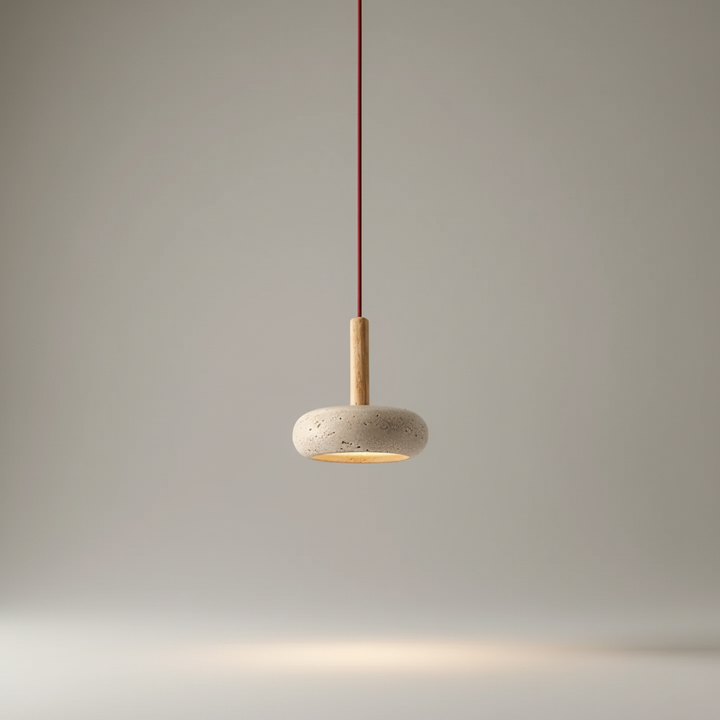 Elegante Stein-Pendelleuchte "TranquilRing" mit Holzdetails, schafft warmes Ambiente und moderne Innendekoration.