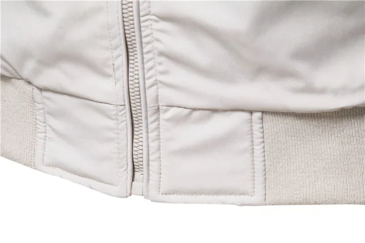 Herren Freizeitjacke im modernen Design, stilvoll und komfortabel für Frühling und Herbst.