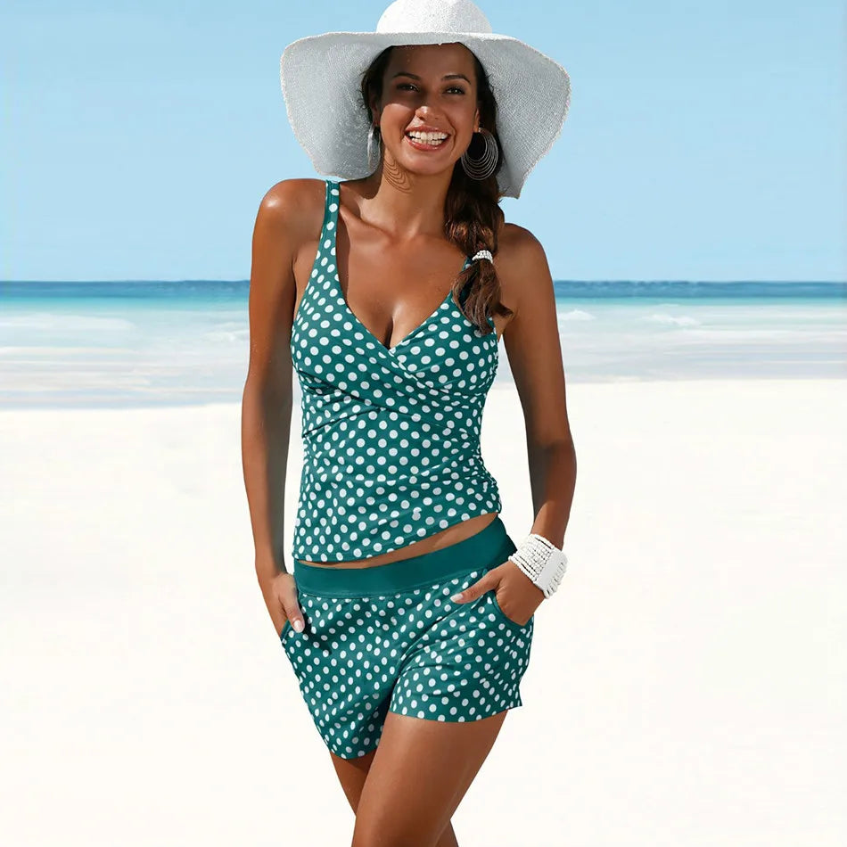 Damen Push-up Tankini Set mit verspieltem Punkte-Muster. Modische Bademode für Strand und Pool.