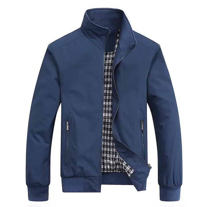 Moderne Herren Herbstjacke mit Stehkragen, leicht wasserabweisend für Freizeit & Alltag. Stilvolle Übergangsjacke.