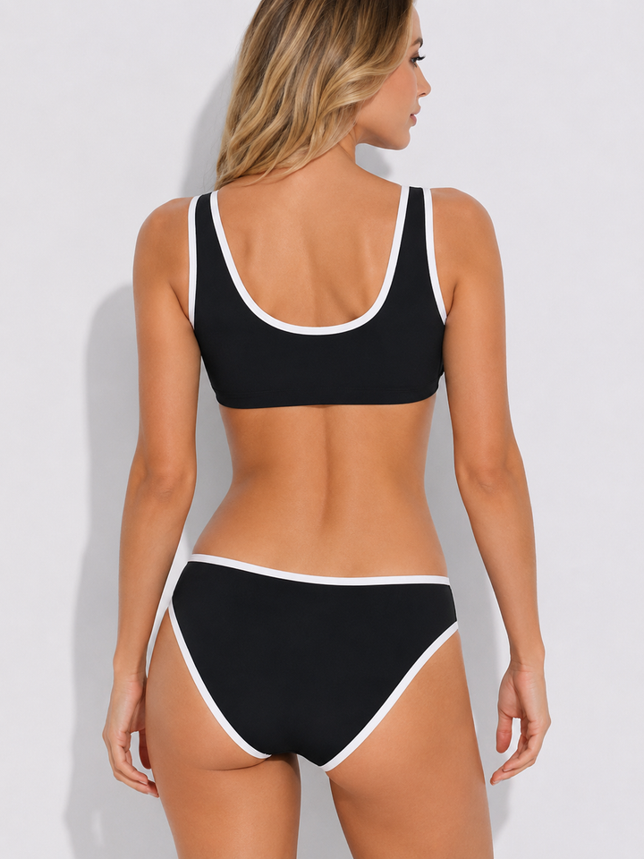 Eleganter Damen Bikini mit modernem Linienstil. Sportlicher Zweiteiler für Strand & Pool.