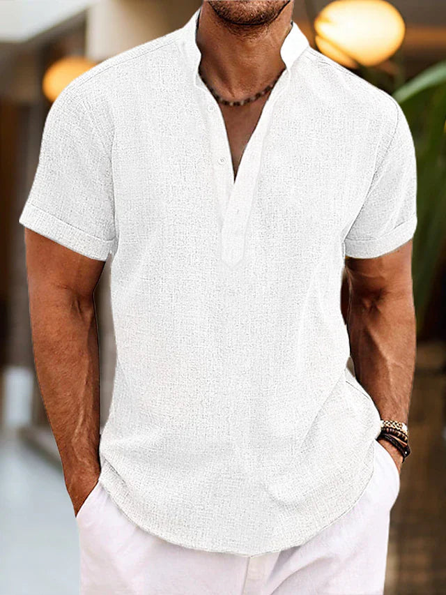Bequemes, atmungsaktives Herren Henley Kurzarm Shirt, perfektes Basic für den Sommer.