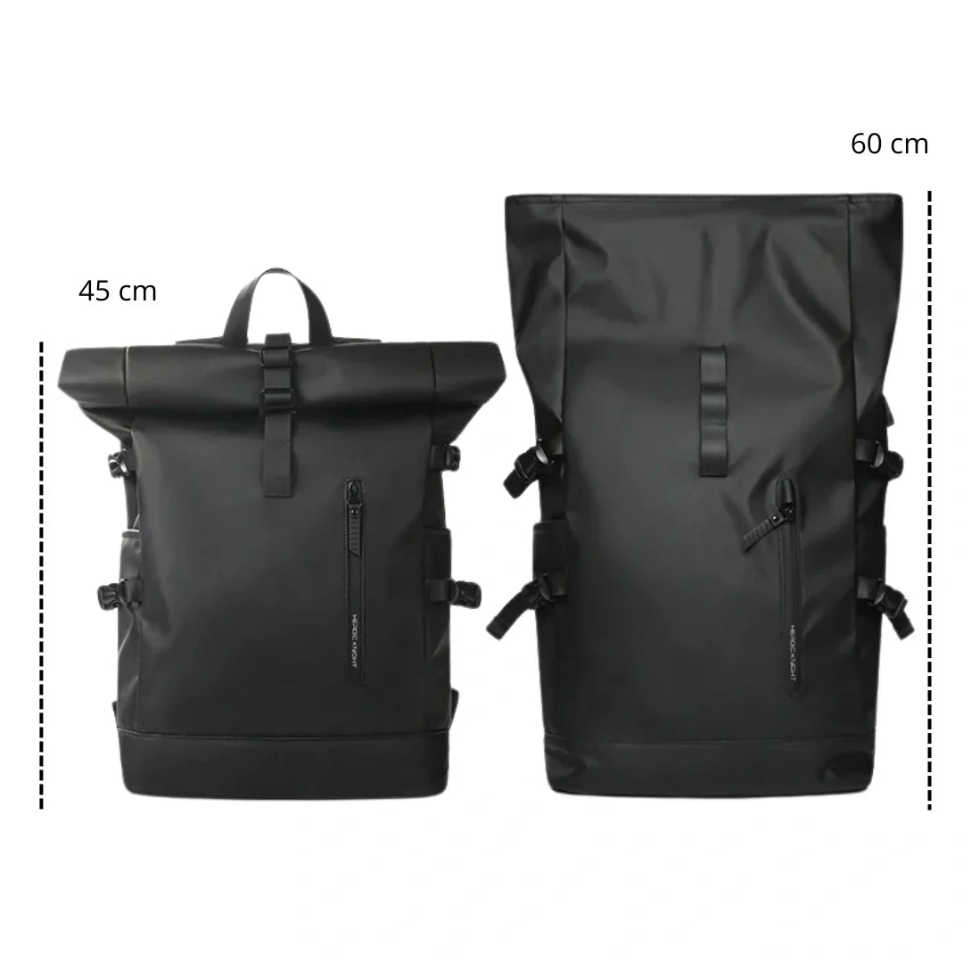 Detailansicht: Robustes, wasserdichtes Material des Roll-Up Rucksacks. Ideal für Outdoor und Pendeln.