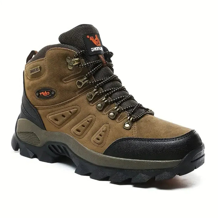 Innenansicht Komfort Comer Schuhe: Weiche Polsterung und ergonomisches Fußbett bieten maximalen Komfort für lange Outdoor-Touren.