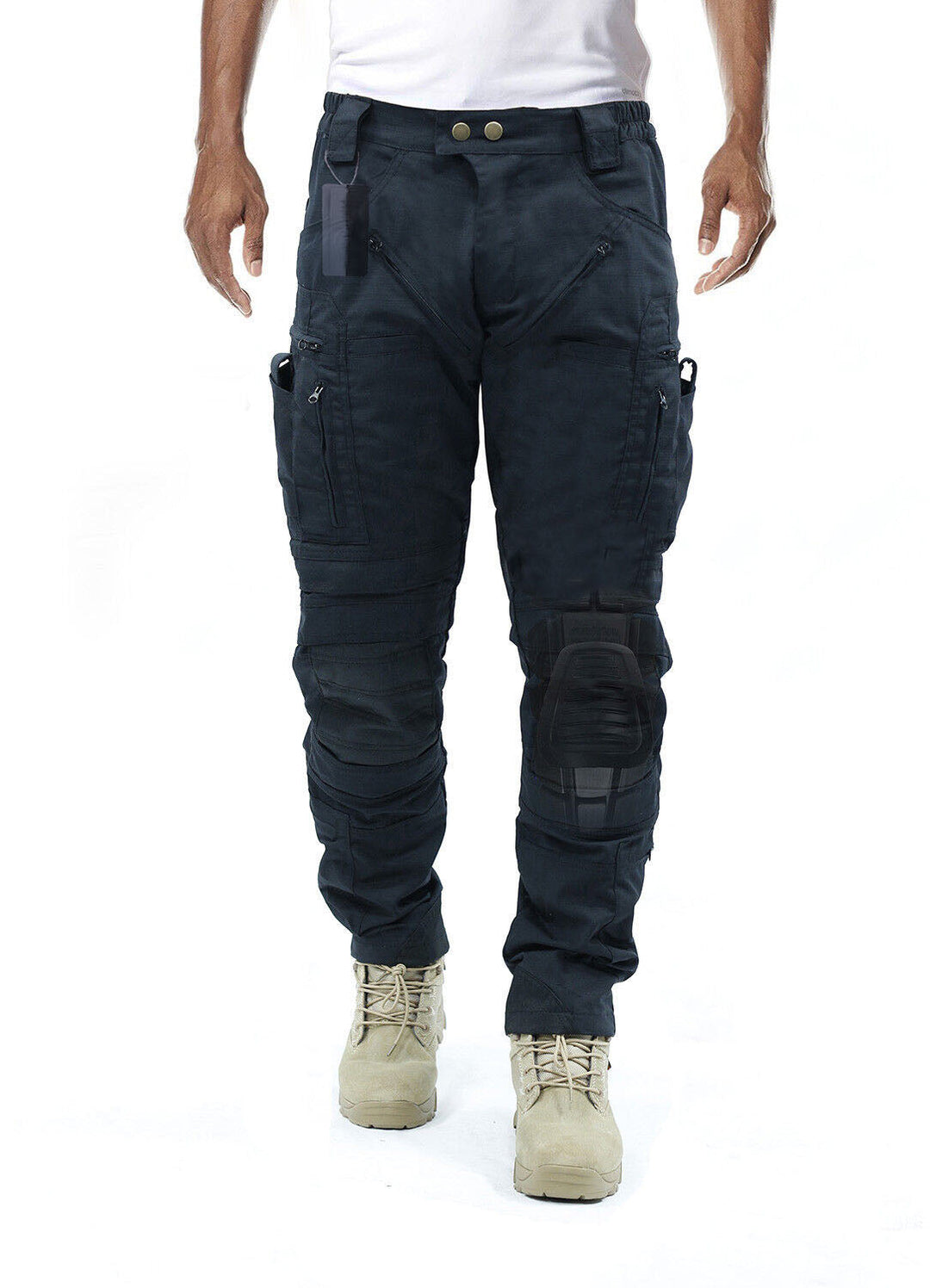Strapazierfähige Herren Cargo-Hose für Abenteuer, mit Knieschutz und praktischen Aufbewahrungslösungen.