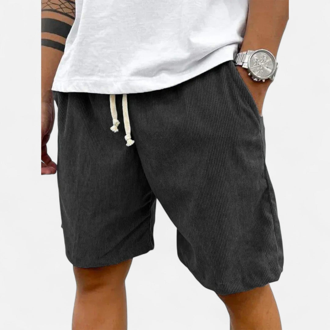Stilvolle Herren Sommer Shorts, elegante Optik; moderne Kurze Hosen für modebewusste Männer.