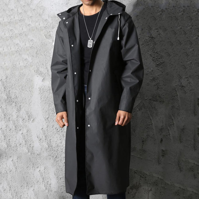 Eleganter schwarzer Herren Regenmantel, lang, wasserdicht & winddicht. Perfekte Übergangsjacke für Männer.
