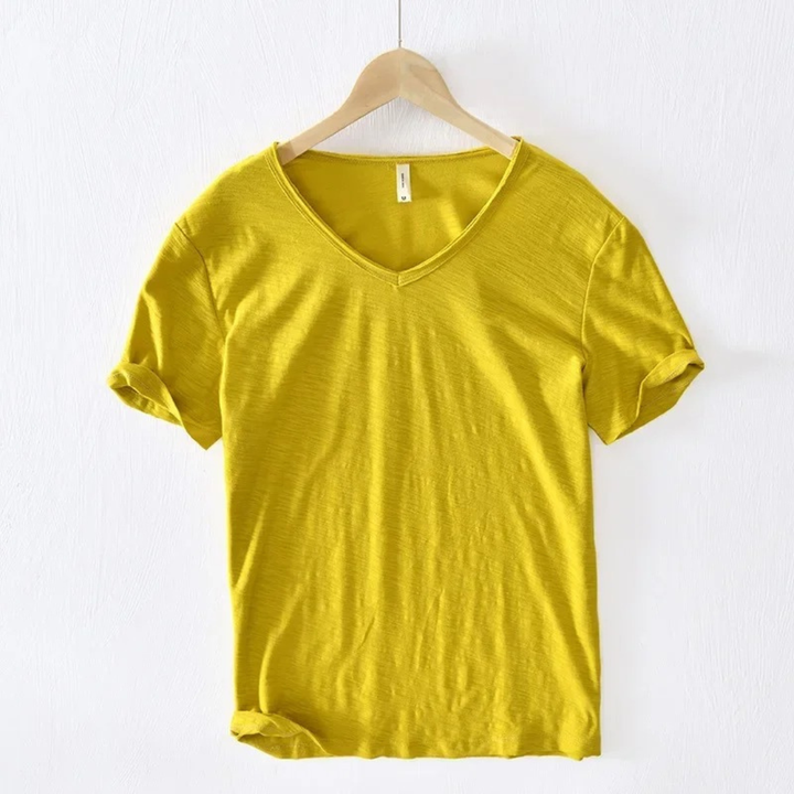 Modernes Herren T-Shirt mit kurzem Arm für vielfältige Kombinationen. Komfortables Alltags-Shirt.