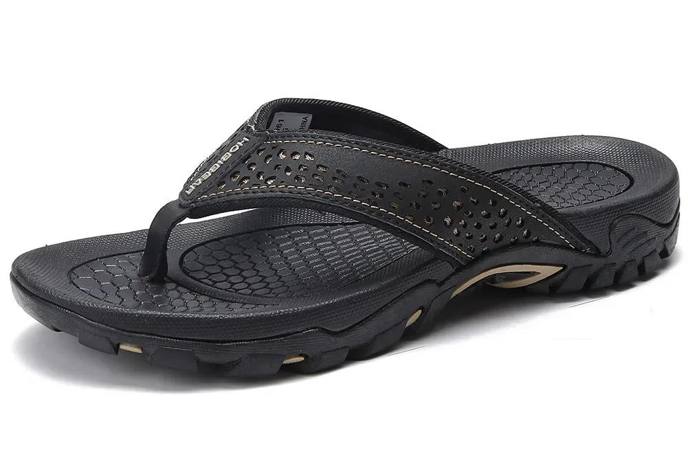 Die sportliche Herrensandale Fynn, perfekt für aktive Freizeit & Outdoor-Abenteuer im Sommer mit Dämpfung.
