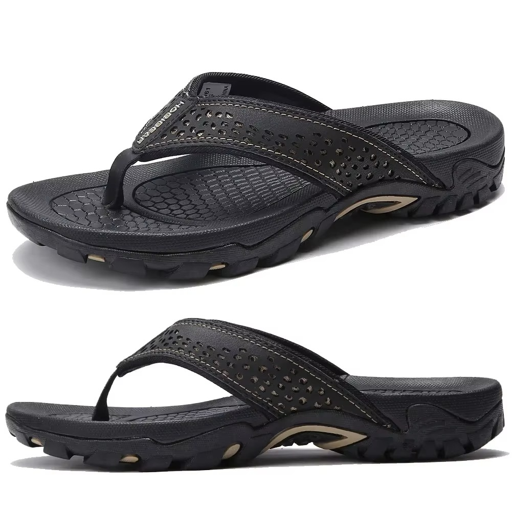 Rutschfeste Sohle der Herrensandale Fynn, ideal für sicheren Halt bei Outdoor-Aktivitäten & Sommer-Freizeit.