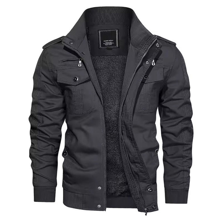 Robuste Herren-Winterjacke für extrem kalte Tage. Extra warm, mit vielen praktischen Taschen für Outdoor-Abenteuer.