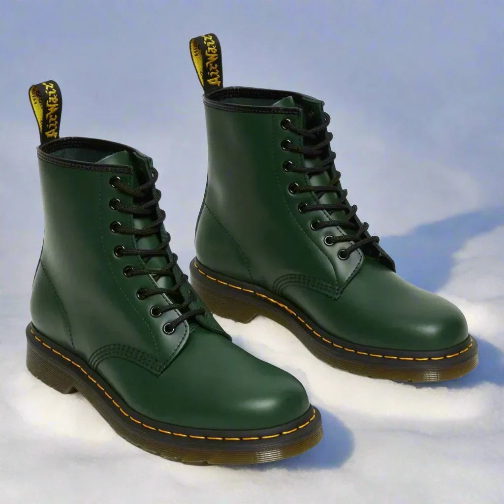Damen Winterstiefel mit rutschfester Sohle und wärmendem Design. Gefütterte, bequeme Schuhe für kalte Tage.